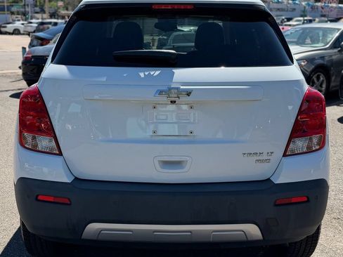 Used 2015 Chevrolet Trax LT w/ LT Plus Package AWD/4WD image 4