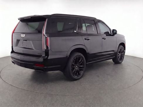 Used 2024 Cadillac Escalade Sport Platinum w/ Heavy-Duty Trailer Package image 4