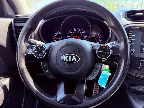 Used 2019 Kia Soul w/ Convenience Package image 25