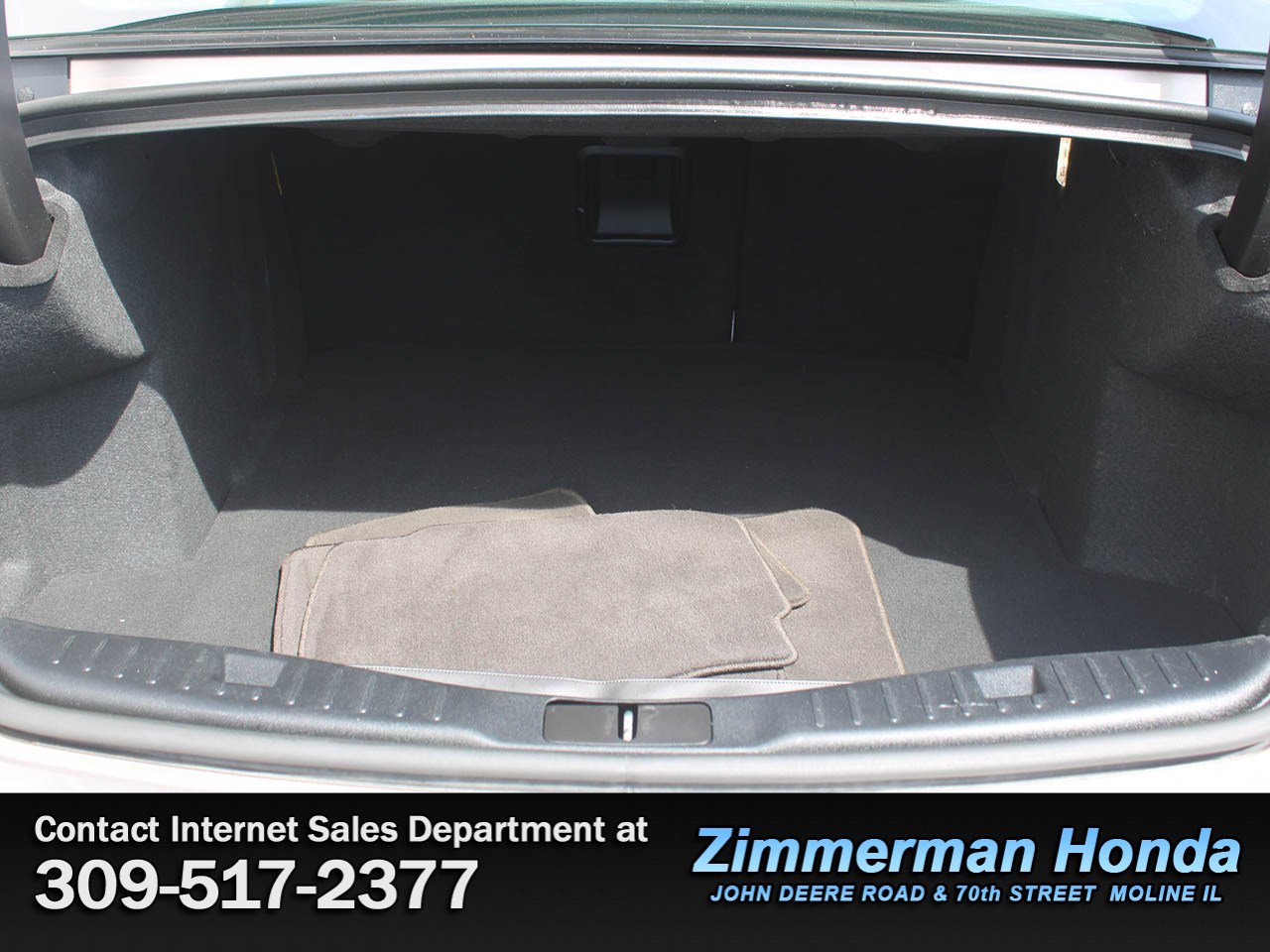Used 2018 Lincoln MKZ Reserve FWD image 6