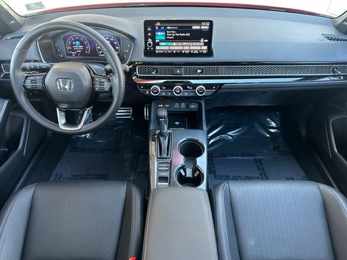 Used 2022 Honda Civic Sport Touring image 3