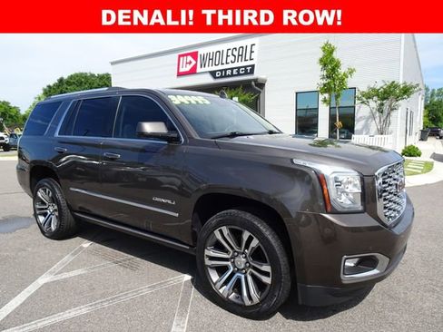 Used 2019 GMC Yukon Denali w/ Denali Ultimate Package AWD/4WD image 1