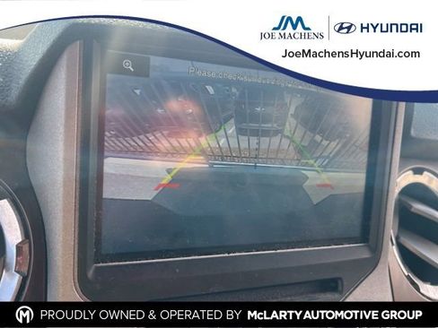 Used 2016 Ford F350 Lariat w/ Lariat Interior Package image 3