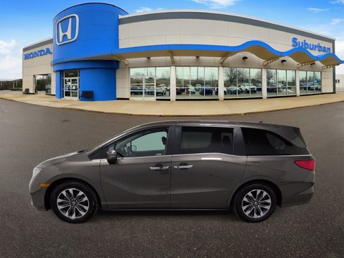 Certified 2023 Honda Odyssey EX-L image 5