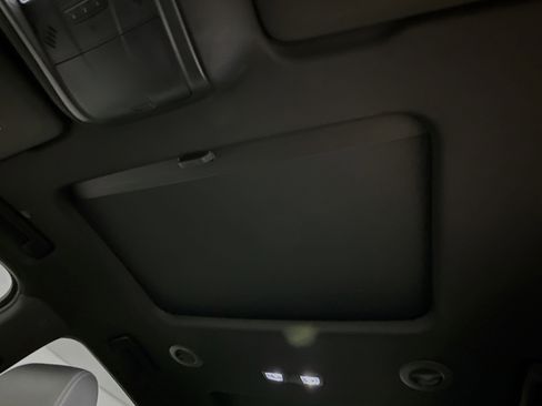 Used 2023 Buick Enclave Essence w/ Experience Buick Package image 27