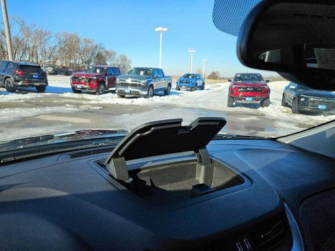 Used 2017 Chevrolet Traverse Premier image 21