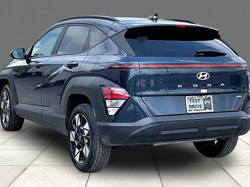 Used 2025 Hyundai Kona SEL AWD/4WD image 12