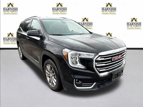 Used 2024 GMC Terrain SLT image 8