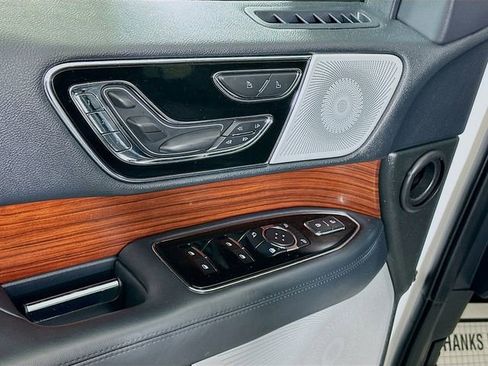 Certified 2023 Lincoln Navigator L Reserve AWD/4WD image 21