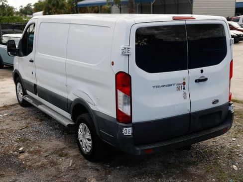 Used 2018 Ford Transit 250 130 Low Roof w/ Exterior Upgrade Package RWD image 4
