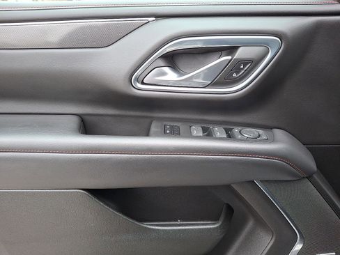 Used 2022 Chevrolet Tahoe RST w/ Sport Performance Package image 12