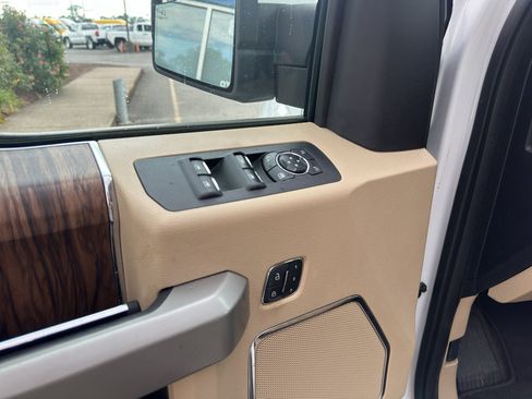 Used 2018 Ford F150 Lariat AWD/4WD image 20