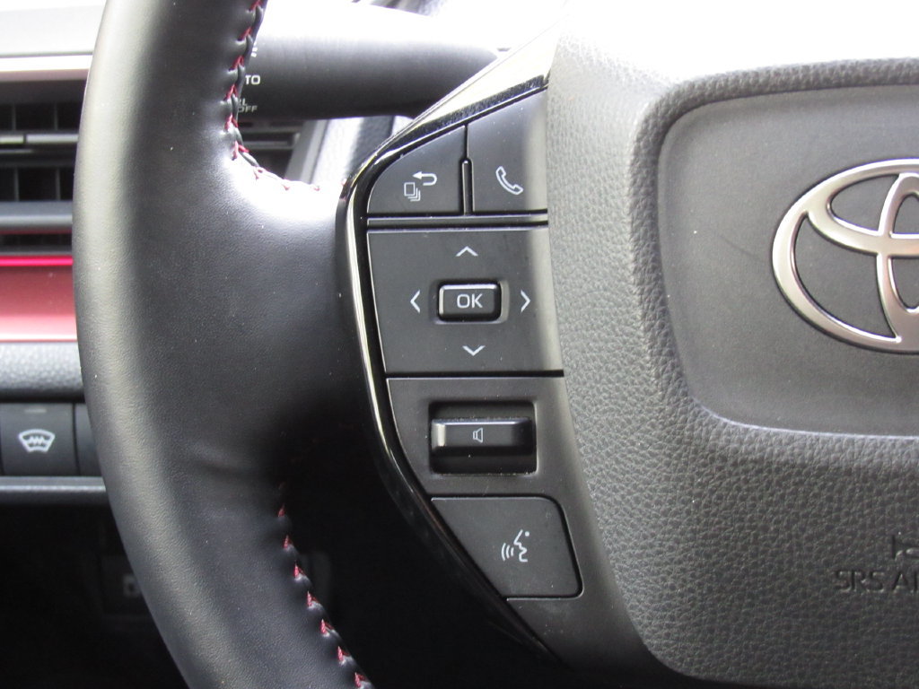 Certified 2024 Toyota Prius Prime FWD image 25