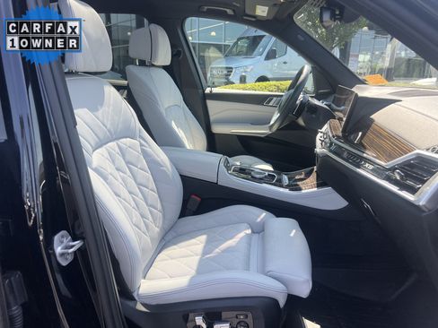 Used 2025 BMW X5 sDrive40i w/ Climate Comfort Package RWD image 35