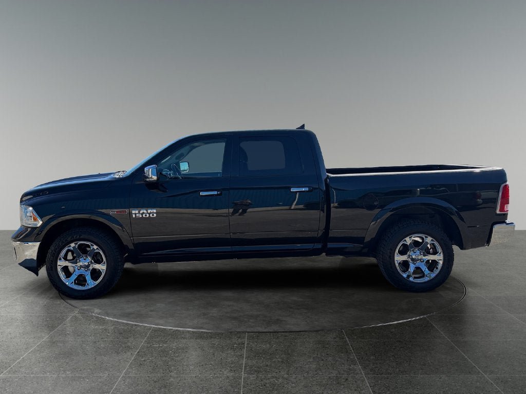 Used 2018 RAM 1500 Laramie AWD/4WD image 5