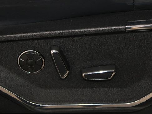 Certified 2022 Ford F150 Platinum w/ Equipment Group 701A High image 29