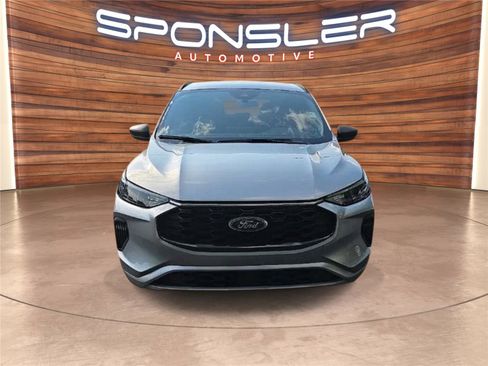 Used 2023 Ford Escape ST-Line w/ Tech Pack #1 image 9