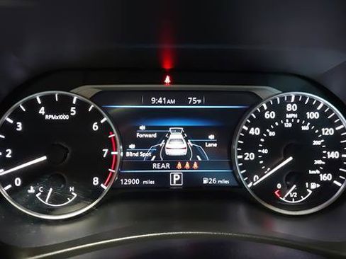 Used 2024 Nissan Sentra SR FWD image 22