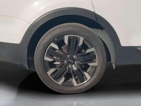 Used 2024 Kia Telluride SX image 10