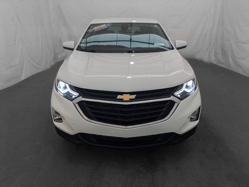 Used 2020 Chevrolet Equinox LT w/ Driver Convenience Package image 2