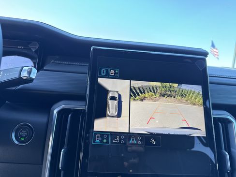 New 2026 GMC Acadia Elevation w/ Elevation Premium Package image 25