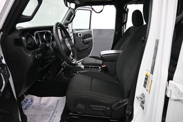 Used 2022 Jeep Gladiator Sport AWD/4WD image 10