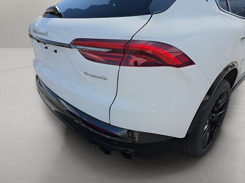 New 2025 Maserati Grecale Modena AWD/4WD image 11