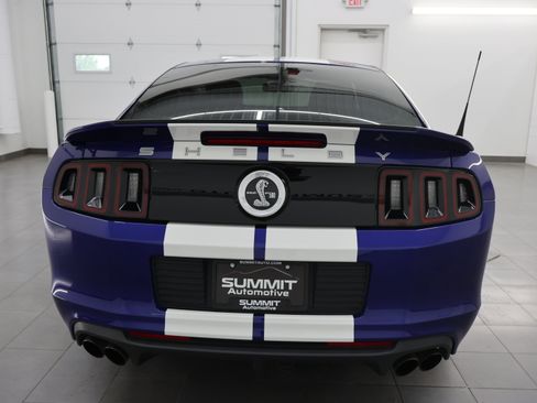 Used 2013 Ford Mustang Shelby GT500 RWD image 27
