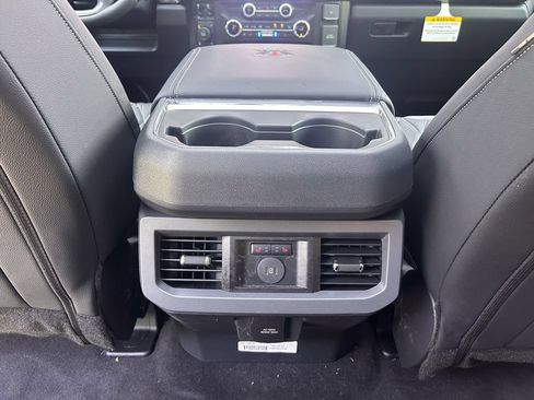 New 2026 Ford F250 Lariat w/ Black Appearance Package AWD/4WD image 43
