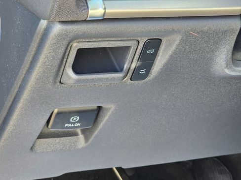 New 2026 Ford Expedition Active image 7