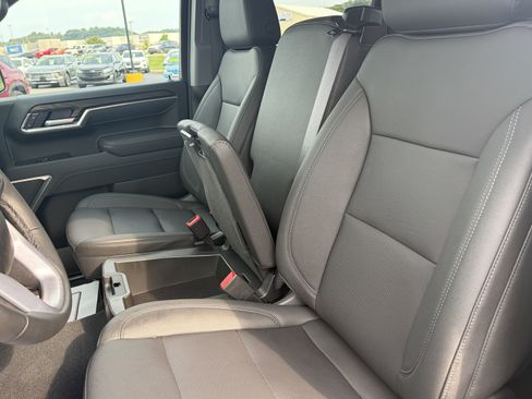 Used 2026 GMC Sierra 1500 SLT AWD/4WD image 15