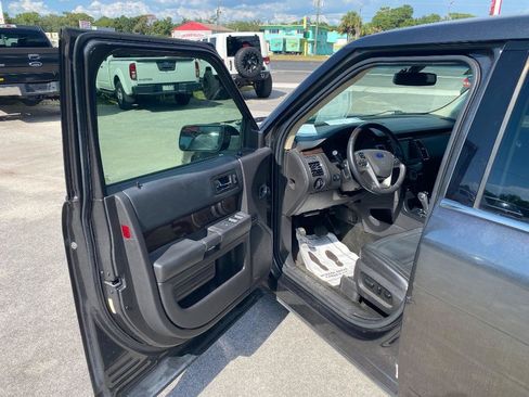 Used 2015 Ford Flex Limited FWD image 13