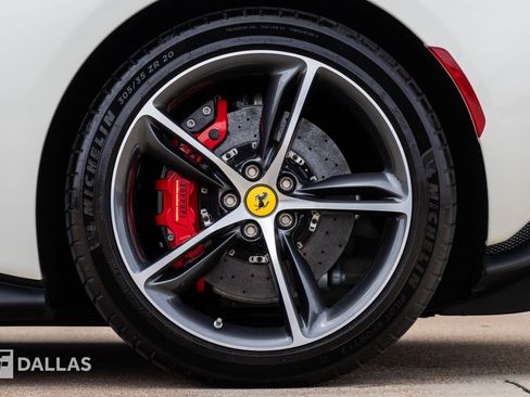 Used 2024 Ferrari 296 GTS RWD image 9
