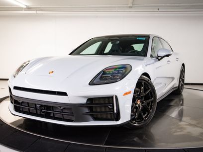 New 2026 Porsche Panamera 4