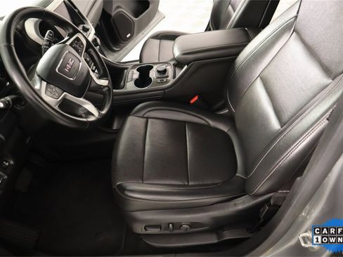 Used 2023 GMC Acadia SLT image 11