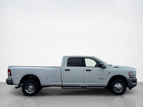 Used 2024 RAM 3500 Big Horn AWD/4WD image 9