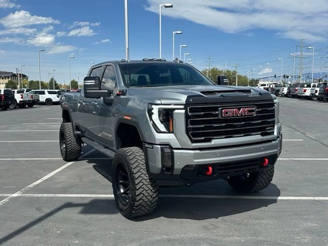 Used 2024 GMC Sierra 3500 AT4 w/ AT4 Premium Plus Package AWD/4WD image 10