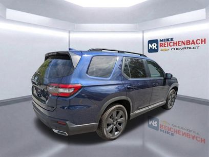 Used 2025 Honda Pilot Sport