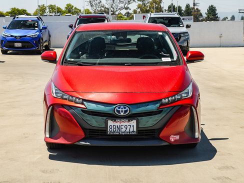 Used 2017 Toyota Prius Prime Plus FWD image 2