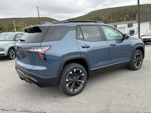 New 2026 Chevrolet Equinox RS w/ LPO, Floor Liner Package image 3