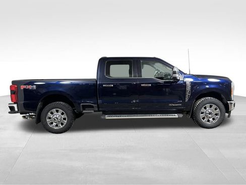 Used 2023 Ford F350 Lariat w/ Chrome Package image 8