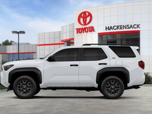 Used 2026 Toyota 4Runner SR5 RWD image 4
