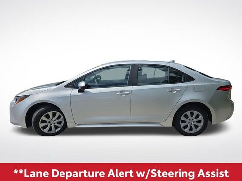 Used 2023 Toyota Corolla LE FWD image 9