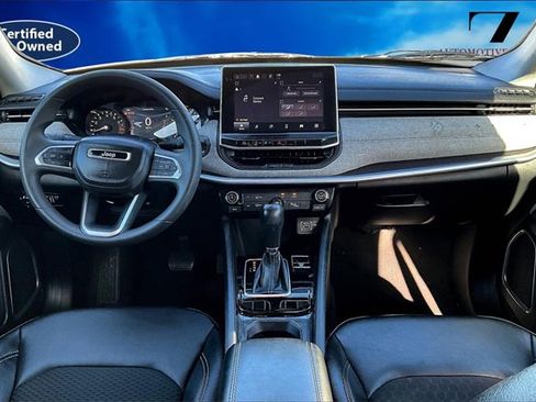 Used 2022 Jeep Compass Latitude image 15
