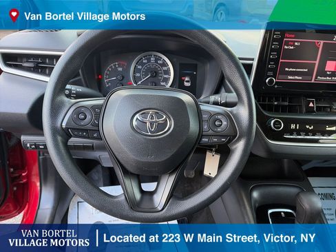Used 2021 Toyota Corolla LE image 16