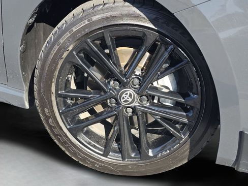 Used 2025 Toyota Camry SE FWD image 17