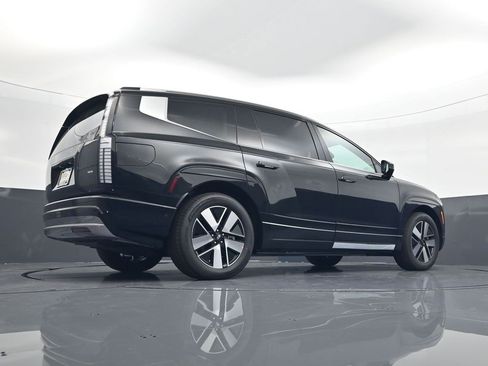 New 2026 Hyundai Ioniq 9 SEL image 26