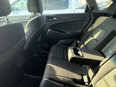 Used 2016 Hyundai Tucson Sport FWD image 8