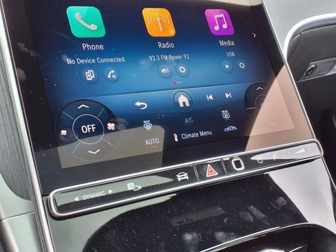 New 2025 Mercedes-Benz C 300 4MATIC Sedan image 17