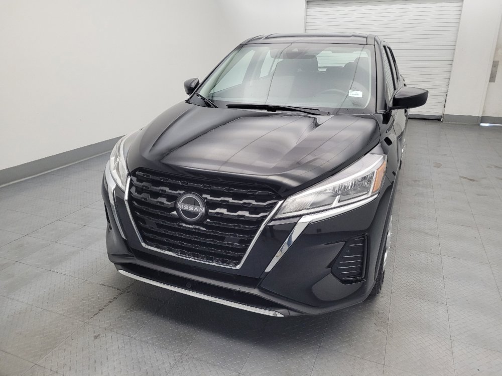Used 2023 Nissan Kicks S FWD image 15